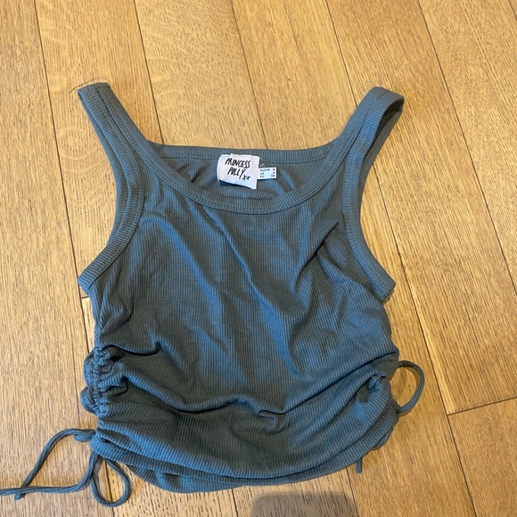 Princess Polly tank top - Picture 2 of 2